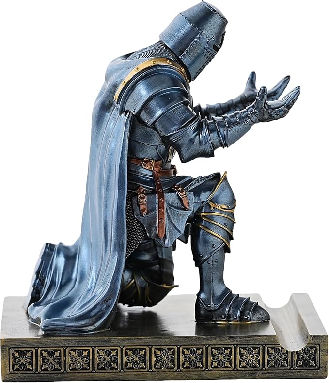 NCQIXIAO Medieval Templar Vanguard Officer Knight Pen Holder Pen Stand Desk Organizers and Accessories Resin Mobile Phone Stand as Gift for Office and Home Desk Organizer (Blue)