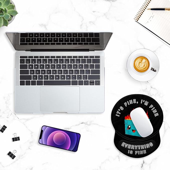ITNRSIIET Ergonomic Mouse Pad with Gel Wrist Support Small Wrist Rest Smooth Surface Non-Slip PU Base Comfortable Office Supplies Pain Relief, 8.7 x 7.2 inches, Cute Dumpster