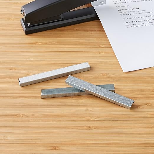 Amazon Basics Standard Stapler Staples, 500,000 Count (100 Packs of 5000), Silver