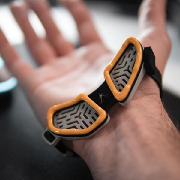DELTAHUB Carpio G2.0 - Advanced Ergonomic Right-Handed Gaming Wrist Rest for Mouse - Superior Support for Serious Gamers - Anti-Fatigue, Smooth Glide (Large, Right, Green)