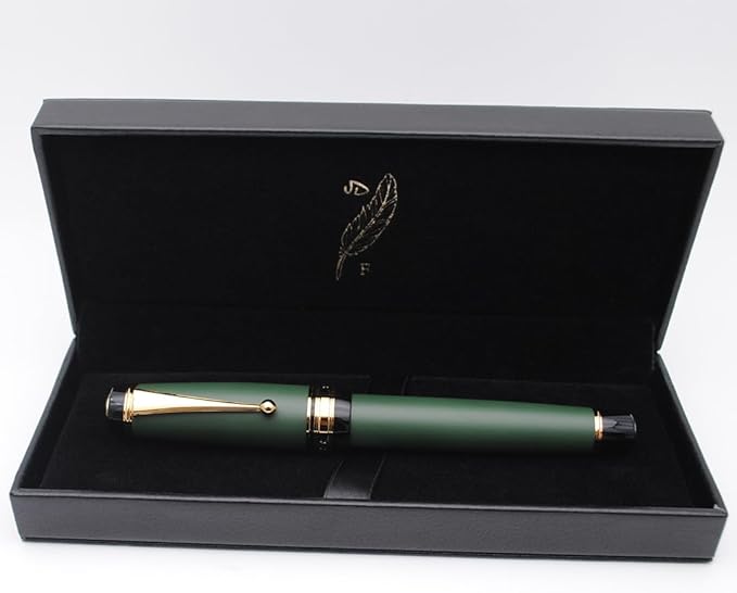 xixixiaozhu Metal Big Fountain Pen Set Medium Nib 0.7mm, Includes Ink Refill Converter, 5 Ink Cartridges & Gift Box (Medium Nib 0.7mm, Matte Green)