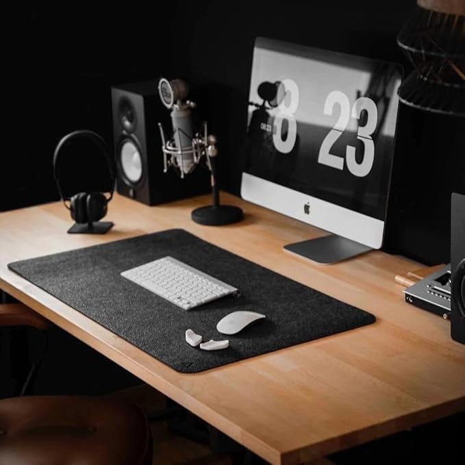 DELTAHUB - Minimalistic Felt Desk Protective Pad, Anti-Fray, Anti-Slip, Easy to Clean, Easy Glide, Long Lasting, Sleek Design, Comfortable, Resistant, Desk Mat, PC, Mac, Laptop - Medium (12x35inch)