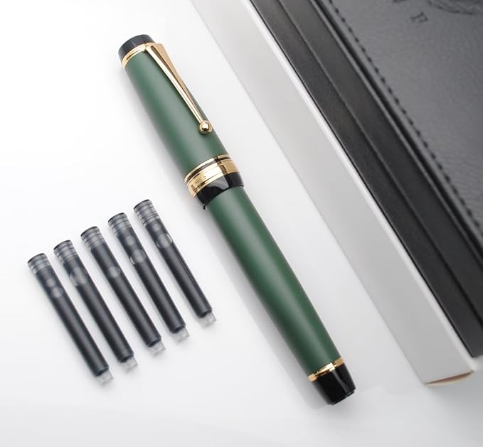 xixixiaozhu Metal Big Fountain Pen Set Medium Nib 0.7mm, Includes Ink Refill Converter, 5 Ink Cartridges & Gift Box (Medium Nib 0.7mm, Matte Green)