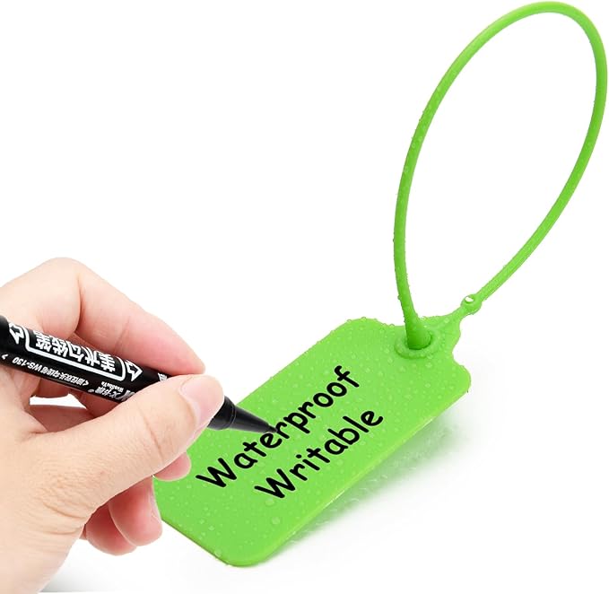 100 Green Blank Plastic Tags for Labeling Waterproof Hanging Labels Writable Tags Seal Plastic Marking Label for Clothes Bags Keys Inventory with One Marker Pen