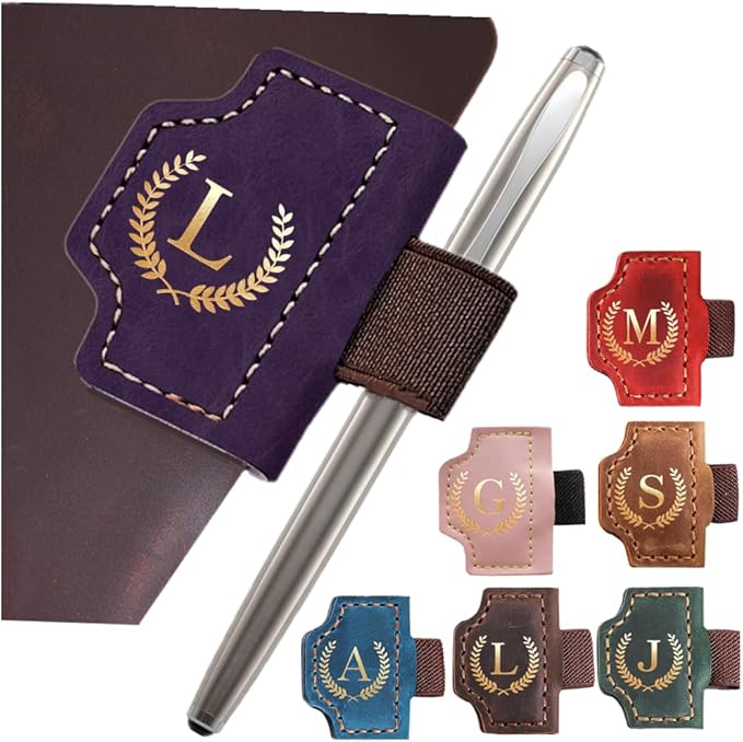 Personalized Bygone Mark Bookmark with Pen Holder, Leather Magnetic Bookmark 26 Letters,Gifts for Book Lovers, Readers, Leather Book Marks for Men Women (Purple, L)