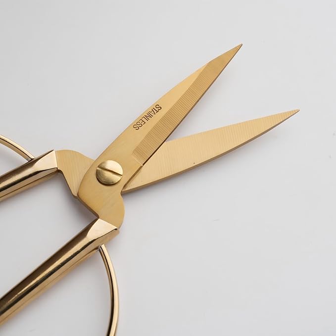 Ribbon Cutting Ceremony Kit,With Gold scissors,Scissors Blade Sheath and a pair of white gloves,Suitable for Ribbon-cutting ceremony,Office,Home,and Crafts, Right/Left Handed (Mirror-finish handle)