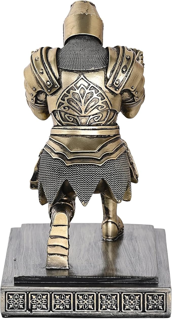 NCQIXIAO Templar Vanguard Soldier Pen Holder Pencil Stand Desk Organizers and Accessories as Gift for Medieval Warrior Enthusiast (Bronze)