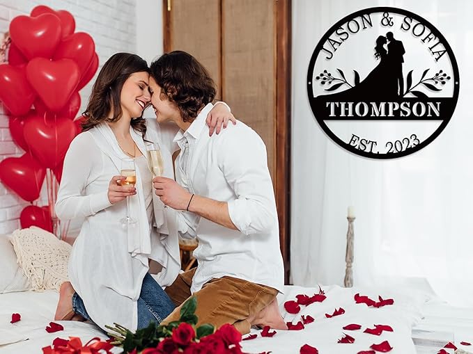 Wedding Couple Sign Metal, Personalized with Silhouette Names and Year, Rustic Iron Wall Art for Newlyweds, Wedding Anniversary Christmas Gift Idea