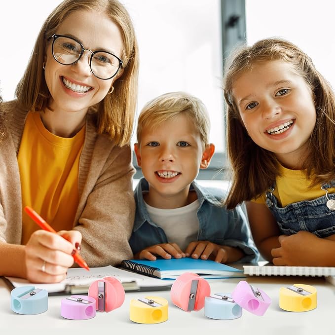 Fainne 800 Pcs Pencil Sharpeners Bulk for Kids Colorful Manual Pencil Sharpeners Compact Portable Handheld Crayon Back to School Supplies for Kids Students Home Office Classroom Prizes(Pastel Color)