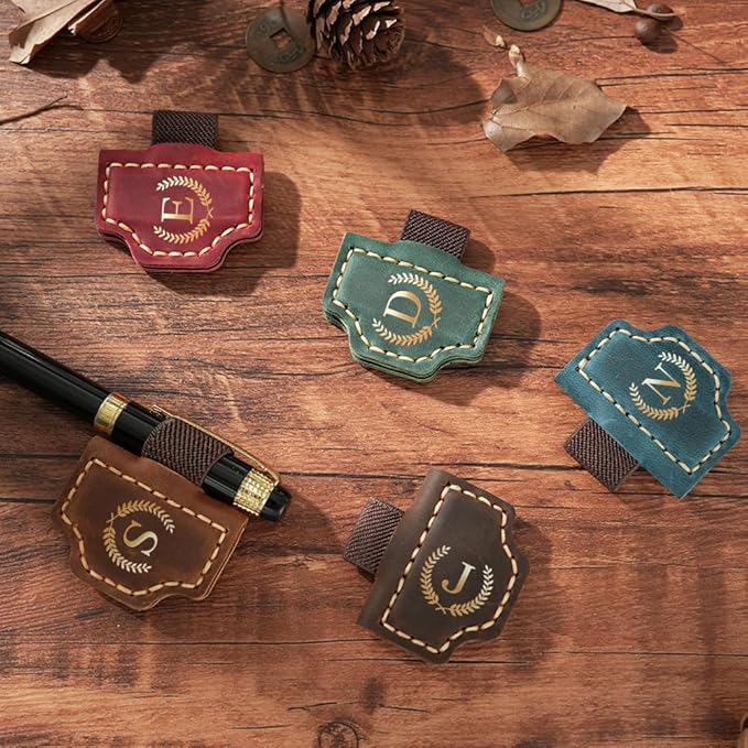 Personalized Mark Bookmark with Pen Holder, Leather Magnetic Book Marker 26 Letters,Custom Initials Page Marks, Gifts for Book Lovers Readers Men Women (Coffee, T)