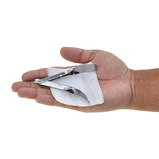 Dealmed Sterile Staple Removal Kit, Includes Staple Remover and Gauze Sponge, Staple Removal Tool Single-Use Kit, Ideal for Hospitals and Clinics (10 Kits)