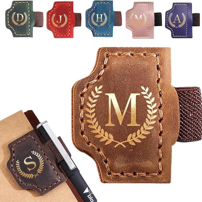 Personalized Bygone Mark Bookmark with Pen Holder, Leather Magnetic Bookmark 26 Letters,Gifts for Book Lovers, Readers, Leather Book Marks for Men Women (Brown, M)