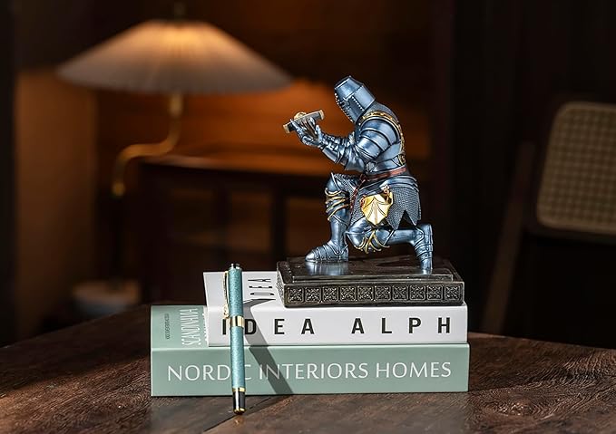 NCQIXIAO Templar Vanguard Soldier Pen Holder Pencil Stand Desk Organizers and Accessories as Gift for Medieval Warrior Enthusiast (Blue)