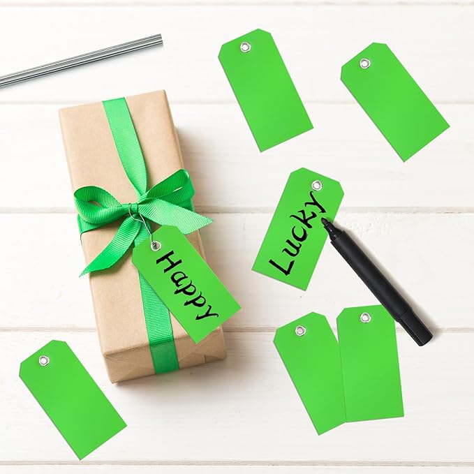 500 Pieces Plastic Shipping Tags with Wire Waterproof Hang Tags Heavy Duty Labeling Tags with String Wires Tags Labels Labeling Tags Stacking Tags for Equipment Car Parts (Green, 2x4)