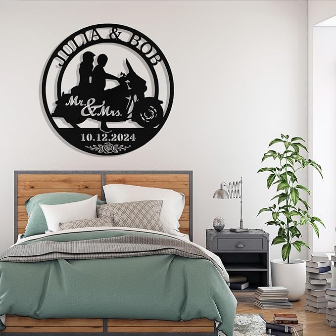 Custom Motorcycle Couple Metal Signs Personalized Couple Name Sign Motorbikes Wall Art Decor Motorcycle Sign Anniversary Day Gift Wedding Valentine's Day Gift for Couple