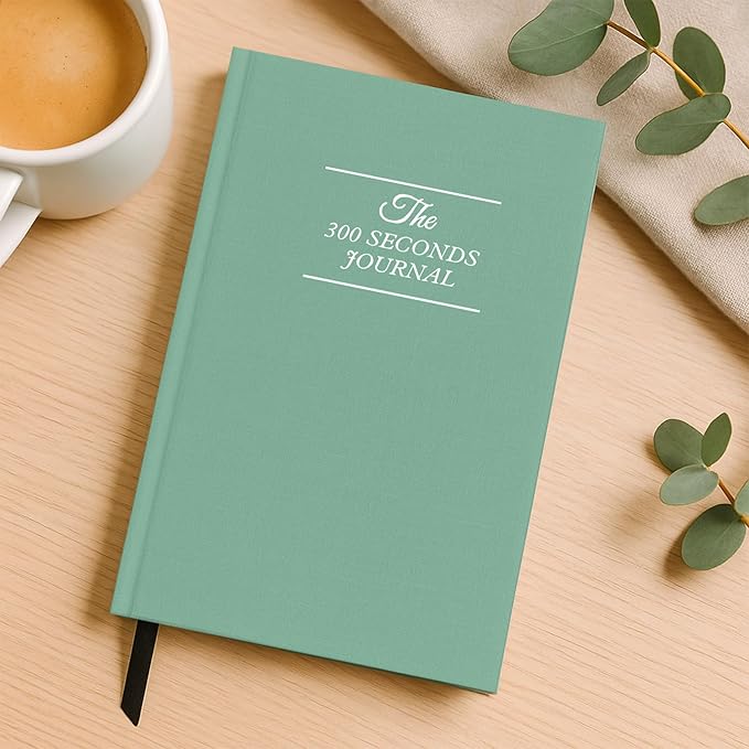 Gratitude Journal for Women & Men – 5 Minute Guided Daily Journal with Prompts for Mindfulness, Self Care & Positive Thinking, 300 Seconds Daily Reflection, Light Green Linen Cover, 2025 Edition