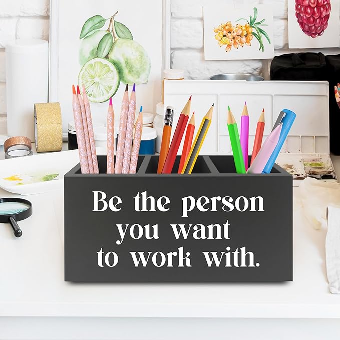 XPH Be the Person You Want to Work with Inspirational Pen Pencil Holder Organizer for Desk, Inspirational Gifts for Women Men, Motivational Wooden Box Sign for Home Office Desk Tabletop Decorations