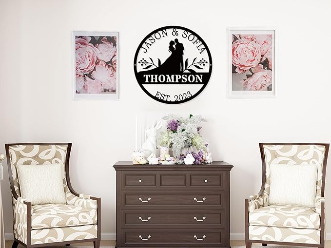 Wedding Couple Sign Metal, Personalized with Silhouette Names and Year, Rustic Iron Wall Art for Newlyweds, Wedding Anniversary Christmas Gift Idea