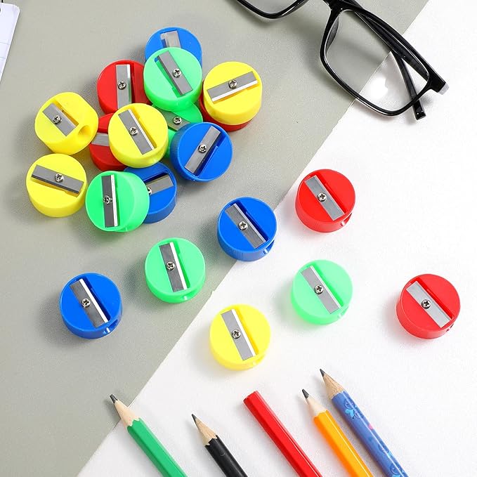 Kifmurase 800Pcs Mini Bulk Handheld Pencil Sharpeners, Portable Manual Pencil Sharpeners, Colorful Round Manual Sharpener for Classroom, Compact Crayon Sharpener, Back to School Supplies