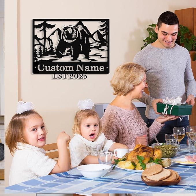 Custom Bear Metal Sign, Custom Bear Metal Wall Art Decor, Personalized Last Name Signs for Home, Rustic Farmhouse Black Wall Decor for Cabin, Bedroom, Living Room, Porch