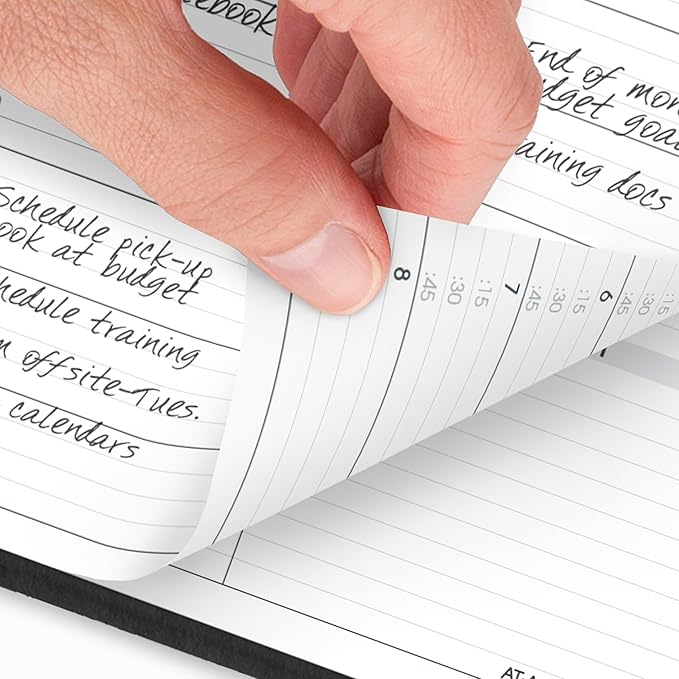 AT-A-GLANCE 2026 Appointment Book Planner, Weekly, 8-1/4" x 11", Large, Black (709500526)