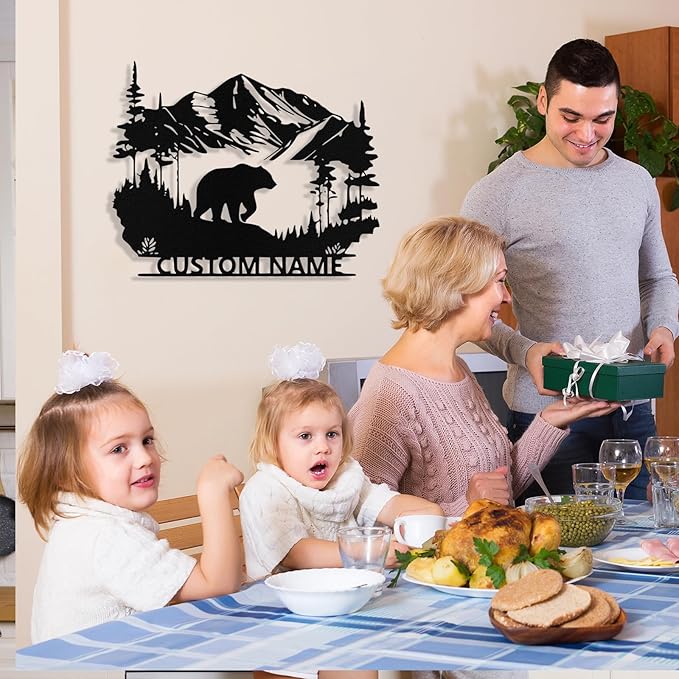 Custom Bear Metal Sign, Custom Bear Metal Wall Art Decor, Personalized Last Name Signs for Home, Rustic Farmhouse Black Wall Decor for Cabin, Bedroom, Living Room, Porch