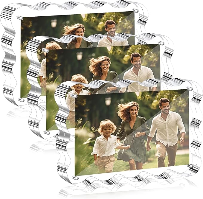 Aheroi Acrylic Picture Frames, 3 Pack 4x6 Clear Scalloped Photo Frame Freestanding Magnetic Double Sided Picture Frames, Transparent Thickened Frameless Acrylic Sign Holder, No Instal, Gifts Choice