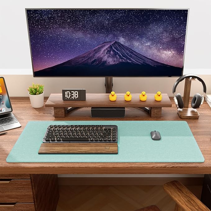 Auhoahsil Felt Desk Mat, Minimalist Large Mouse Pad XL 31.5 x 11.8 in, Desk Matt for Desktop, Keyboard, Laptop, Computer, Office, Work from Home, Gaming, Light Green