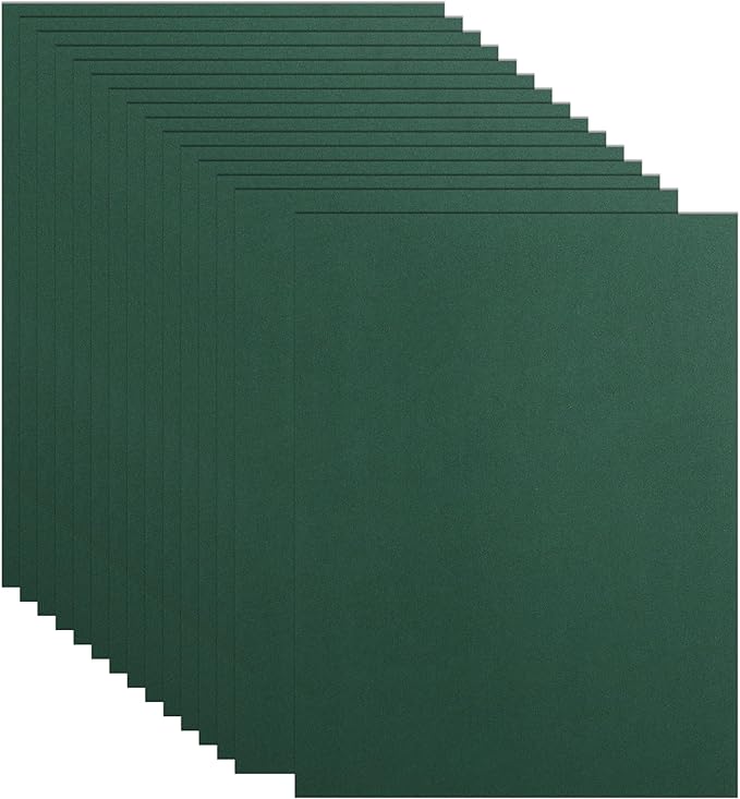 Guakicae 32 Sheets Dark Green Cardstock 8.5 x 11 Certificate Paper, 80lb Heavyweight Green Card Stock for Christmas, DIY Card Making, Invitations, Greeting Cards, Party Decorations