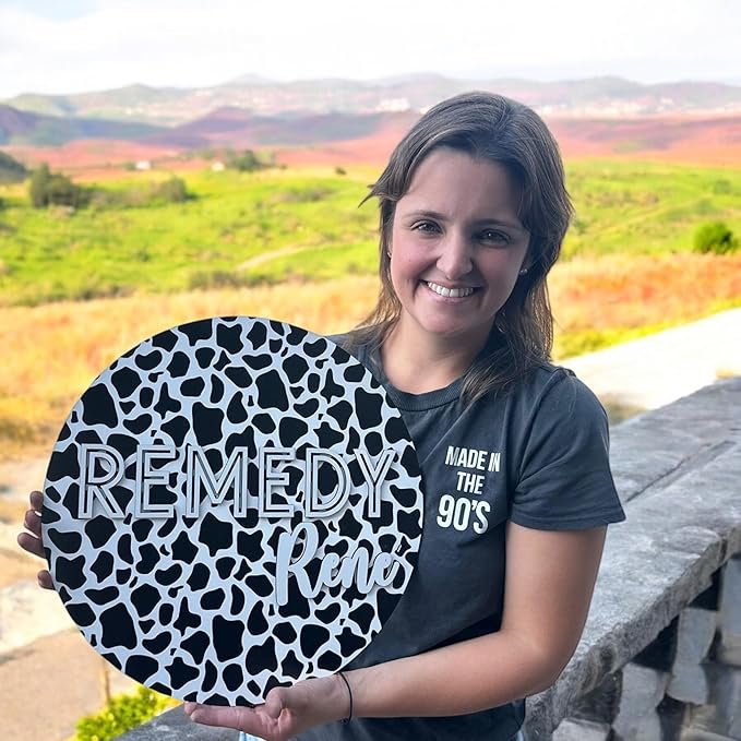 Custom Nursery Name Sign, cow theme nursery sign, girls nursery wall decor(Cow)